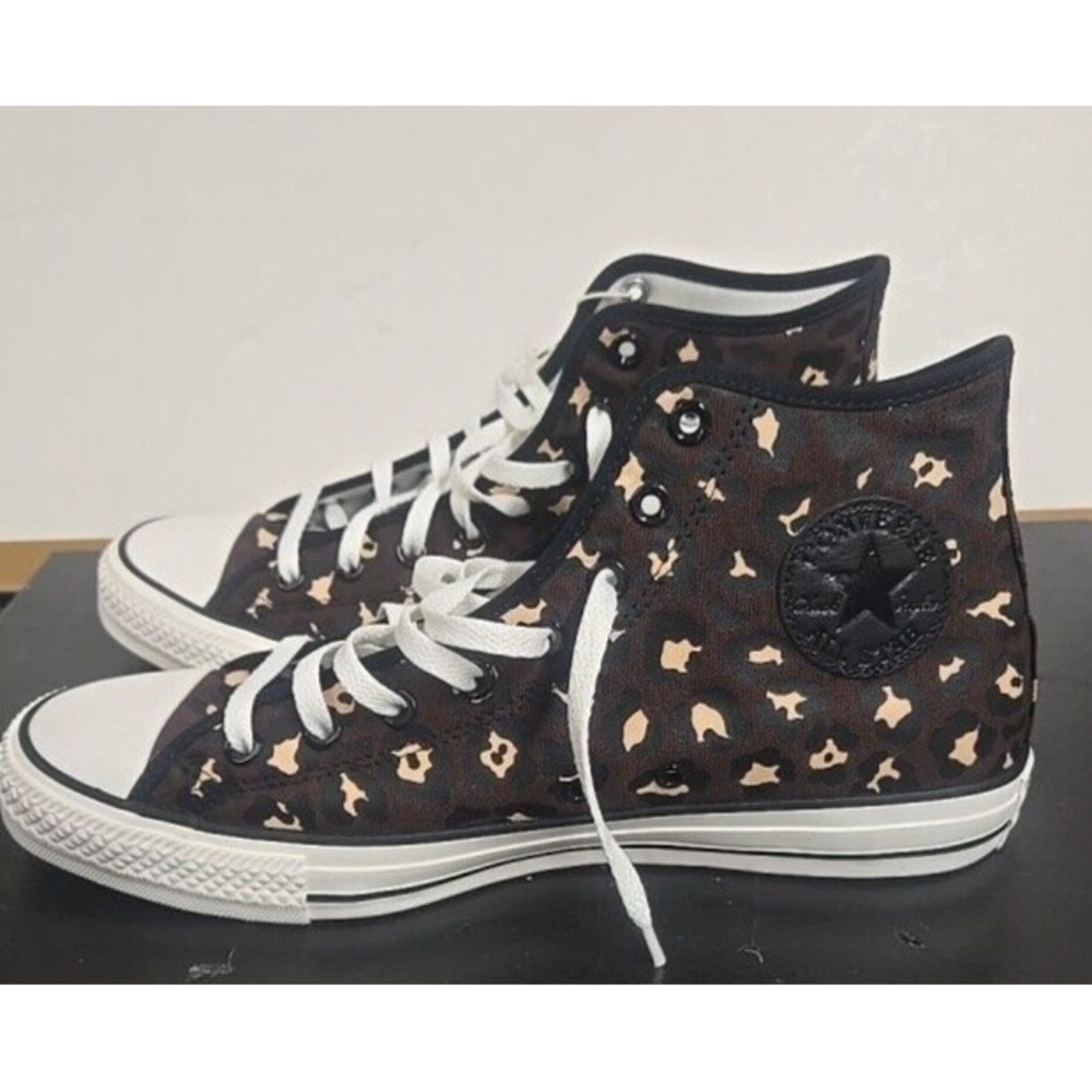 Converse Chuck Taylor All Star Hi Leopard Sneaker Size 11.5